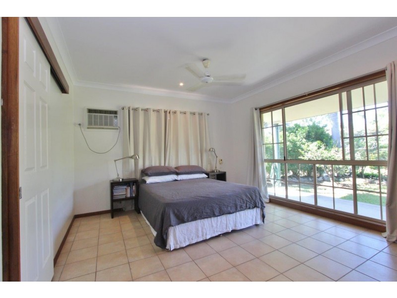 43 Yule Ave, Clifton Beach QLD 4879