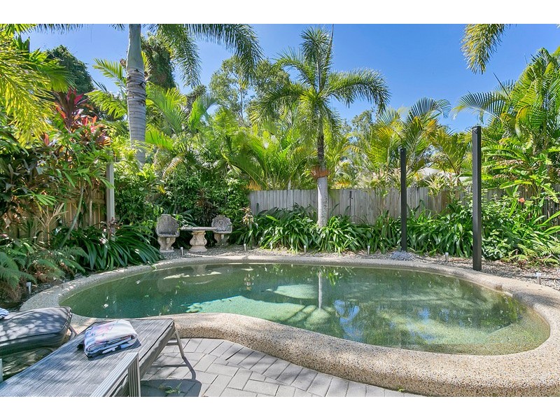 Clifton Beach QLD 4879