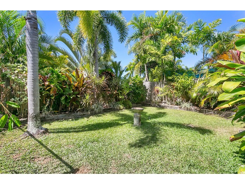 Clifton Beach QLD 4879