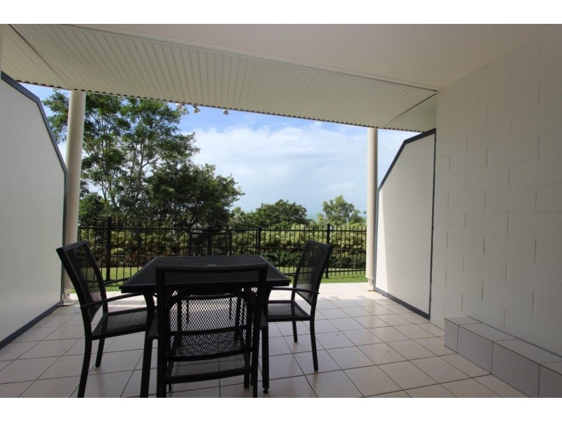 105/92 Moore Street, Trinity Beach QLD 4879