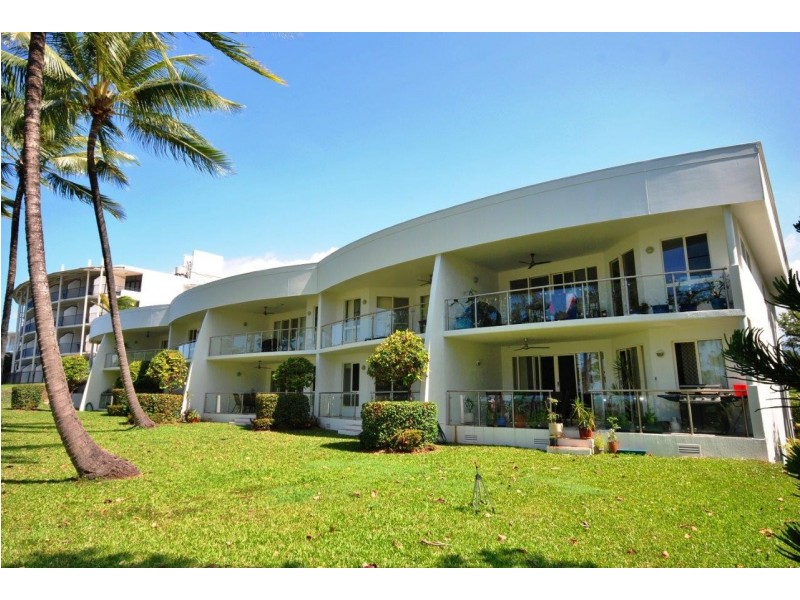 12/96 Moore Street, Trinity Beach QLD 4879