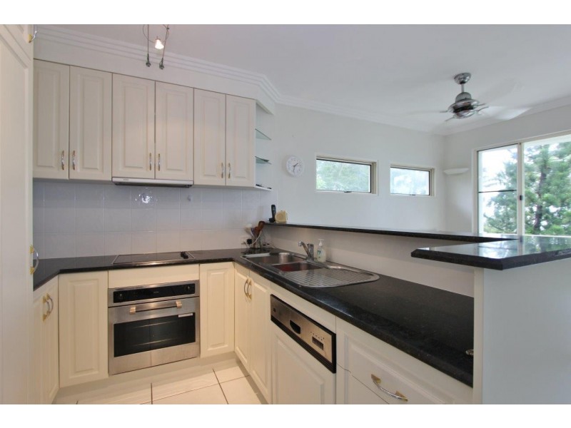 12/96 Moore Street, Trinity Beach QLD 4879