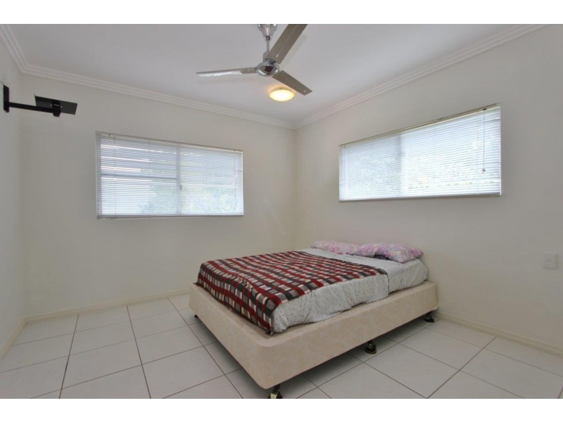 12/96 Moore Street, Trinity Beach QLD 4879