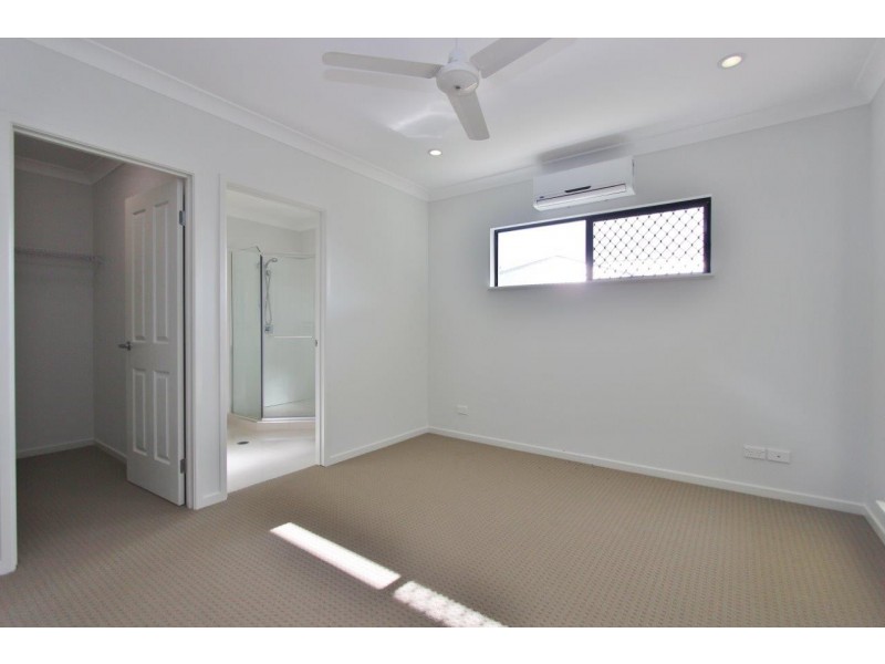 14 Coastline Parade, Trinity Beach QLD 4879