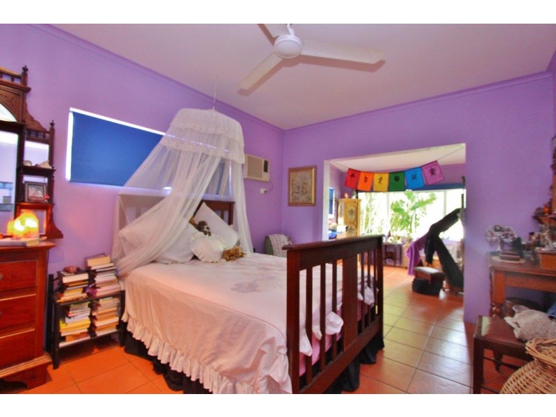 12 Escape Close, Clifton Beach QLD 4879