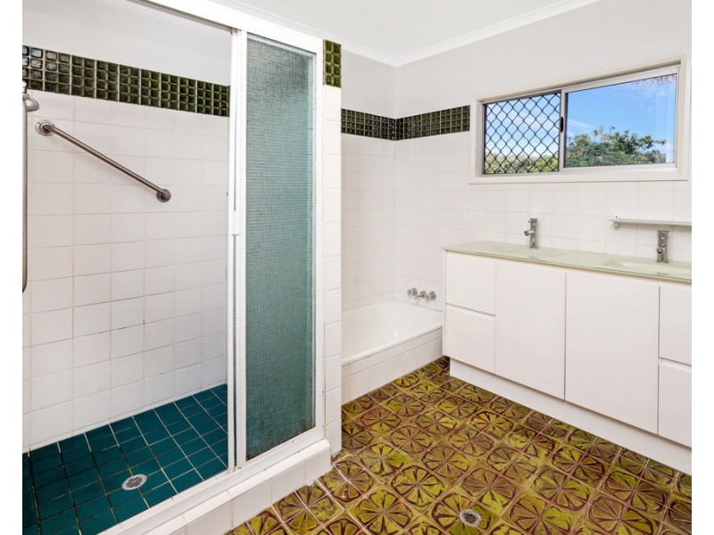 29 Morgan Street, Yorkeys Knob QLD 4878
