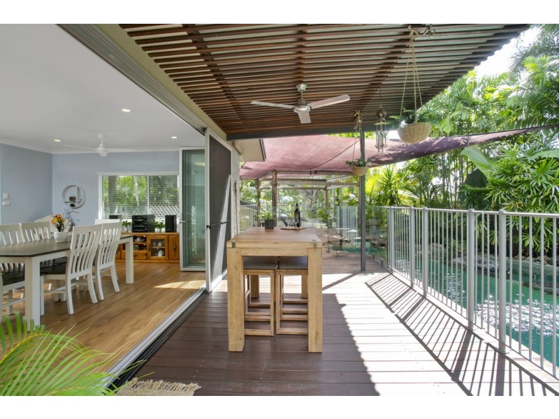 4 Chelsea Close, Kewarra Beach QLD 4879
