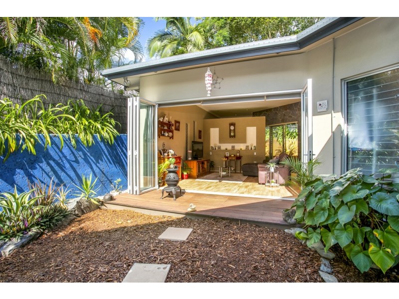4 Chelsea Close, Kewarra Beach QLD 4879