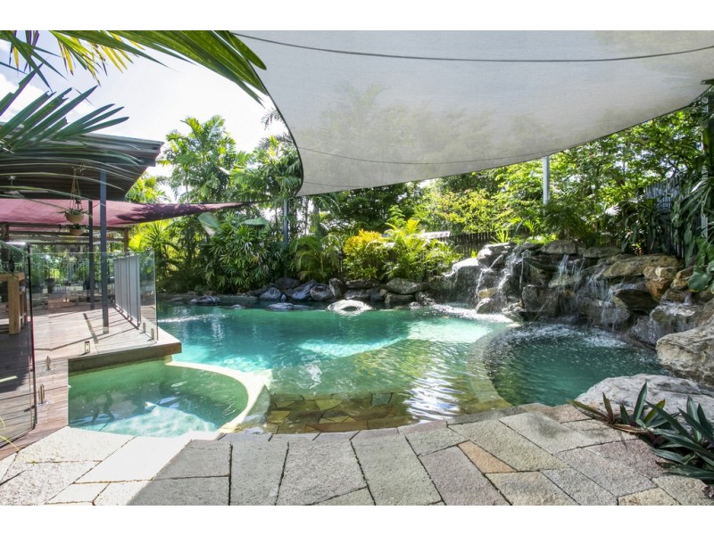 4 Chelsea Close, Kewarra Beach QLD 4879