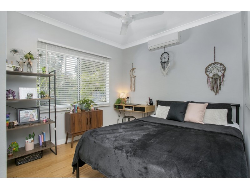 4 Chelsea Close, Kewarra Beach QLD 4879