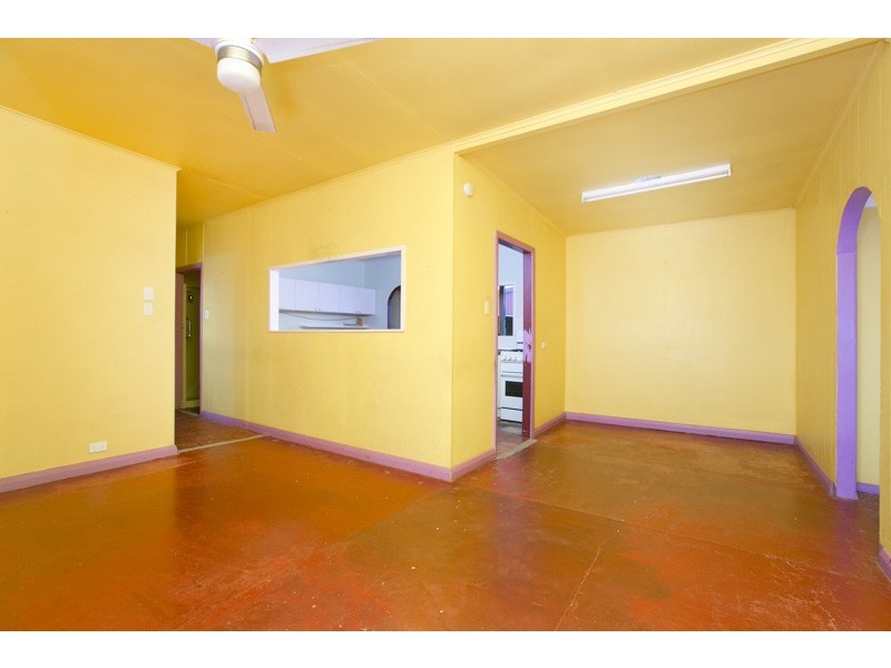 66 Cinderella St, Machans Beach QLD 4878