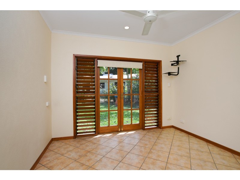2/3 Agincourt Close, Clifton Beach QLD 4879