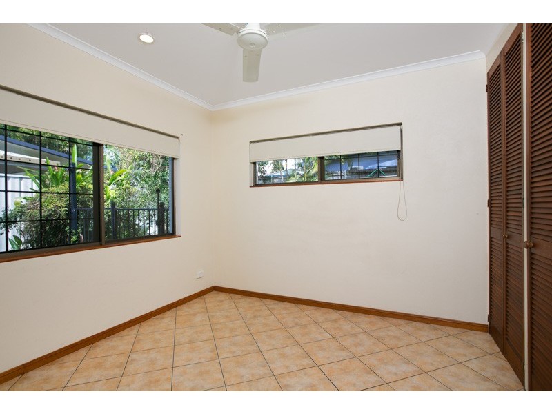 2/3 Agincourt Close, Clifton Beach QLD 4879