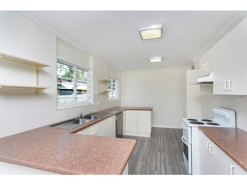 46 Heavey Crescent, Whitfield QLD 4870