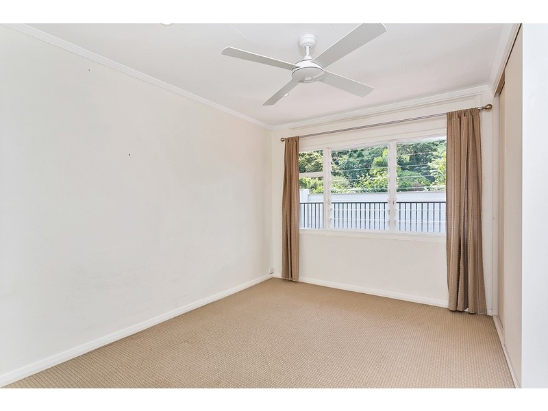 46 Heavey Crescent, Whitfield QLD 4870