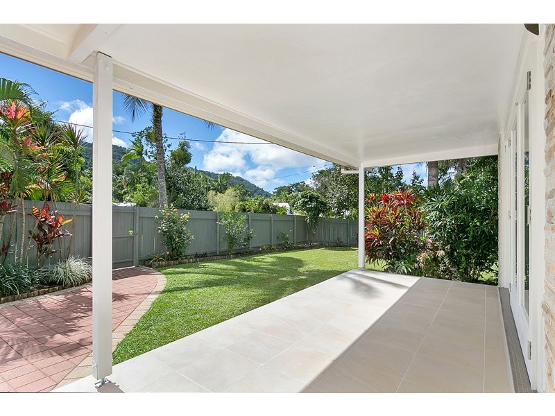 46 Heavey Crescent, Whitfield QLD 4870