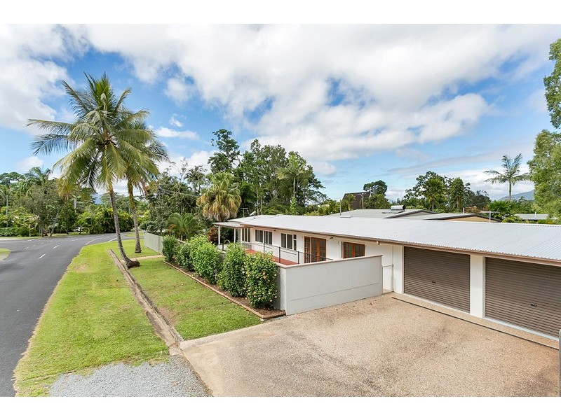 46 Heavey Crescent, Whitfield QLD 4870