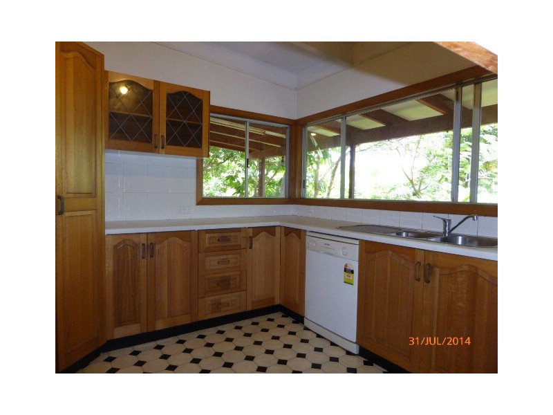 6 Moresby Street, Trinity Beach QLD 4879