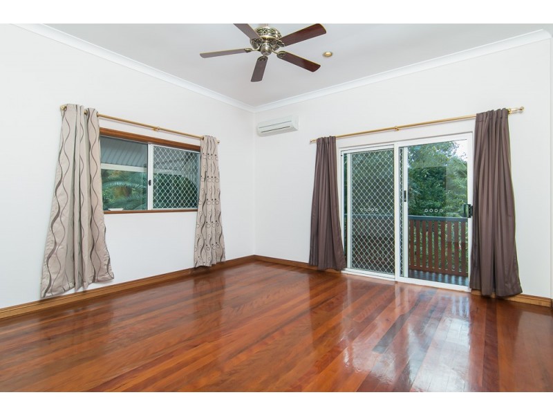 11 Mangosteen Close, Smithfield QLD 4878