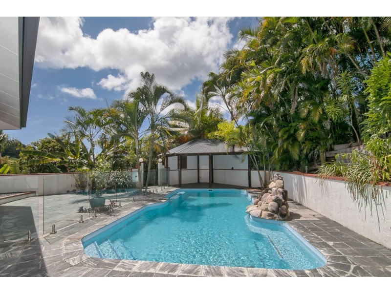 11 Mangosteen Close, Smithfield QLD 4878