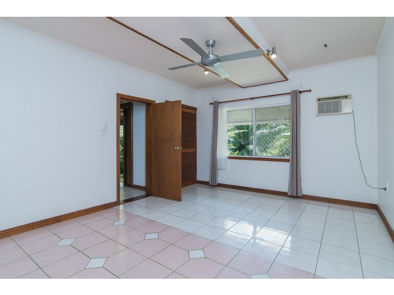 11 Mangosteen Close, Smithfield QLD 4878