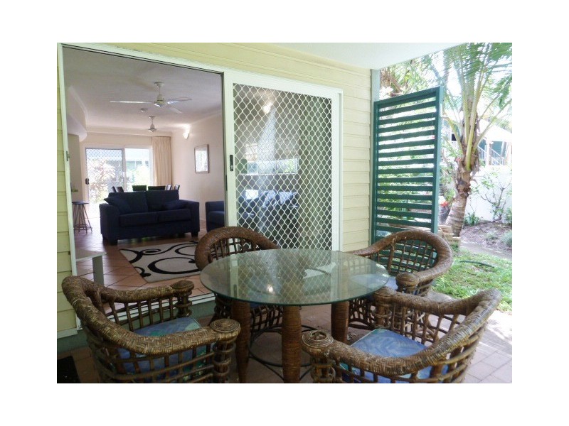 221/2 Keem Street, Trinity Beach QLD 4879