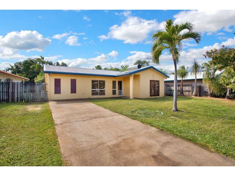 Kewarra Beach QLD 4879