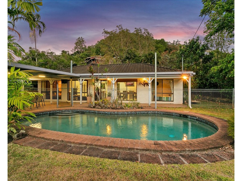 35 Moresby Street, Trinity Beach QLD 4879