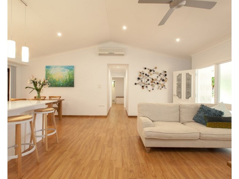 35 Moresby Street, Trinity Beach QLD 4879