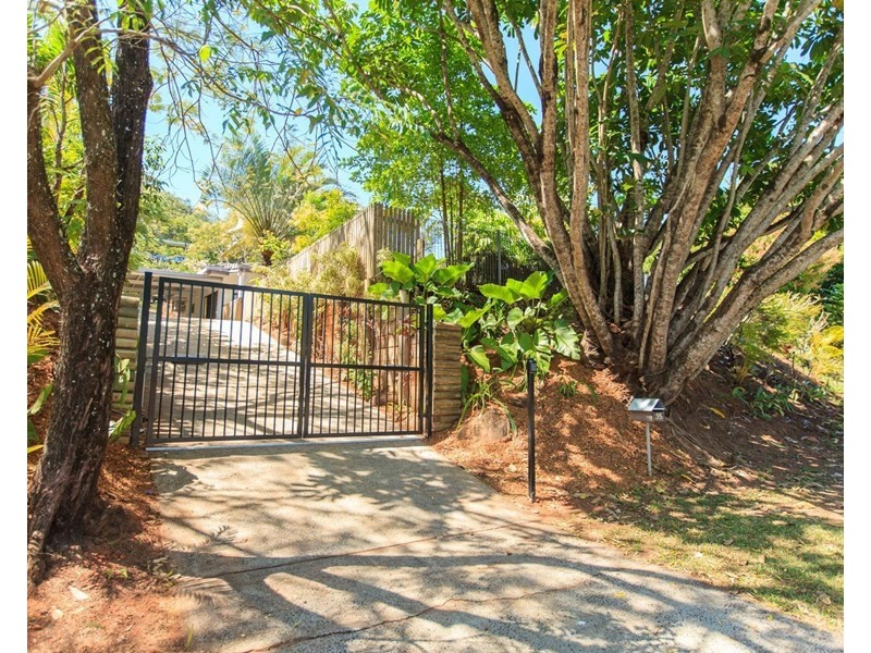 35 Moresby Street, Trinity Beach QLD 4879