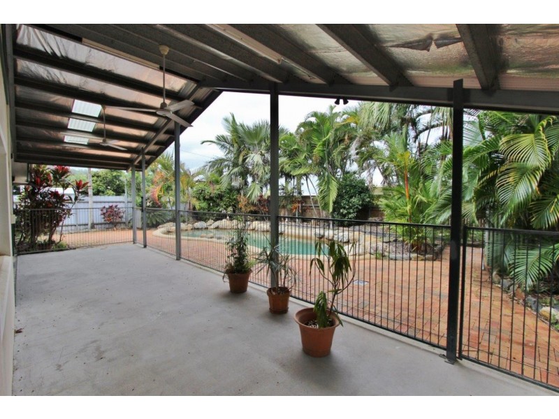 27 Manus Street, Trinity Beach QLD 4879