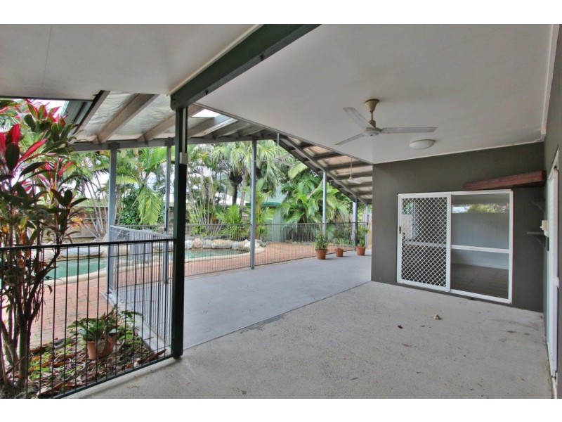 27 Manus Street, Trinity Beach QLD 4879