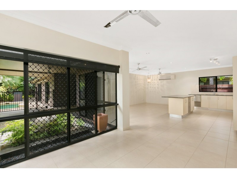 11 Narabeen Street, Kewarra Beach QLD 4879