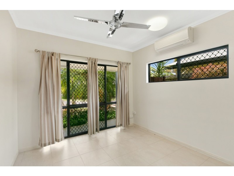 11 Narabeen Street, Kewarra Beach QLD 4879