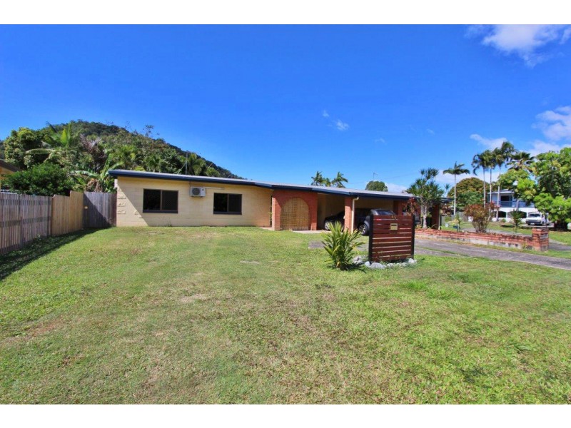 Trinity Beach QLD 4879