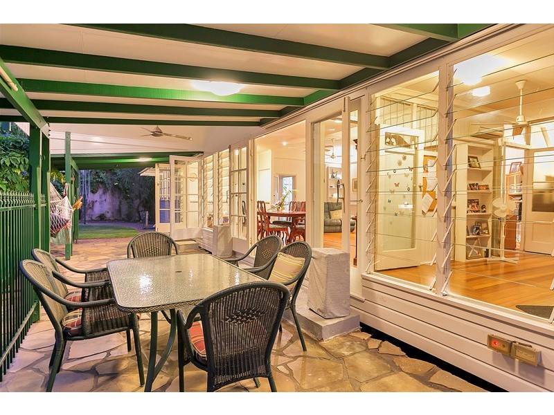 Machans Beach QLD 4878