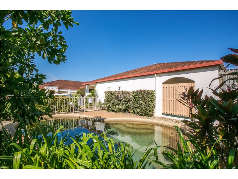 6/5-7 Oyster Court, Trinity Beach QLD 4879