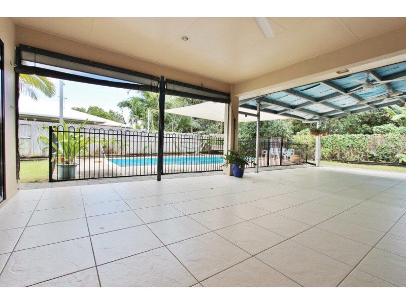 17 Vetiver Street, Trinity Park QLD 4879