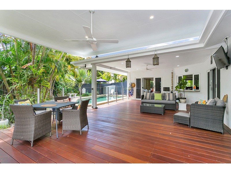 Clifton Beach QLD 4879