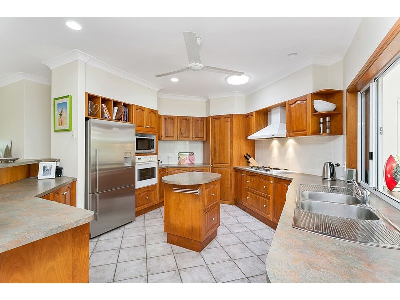 Clifton Beach QLD 4879