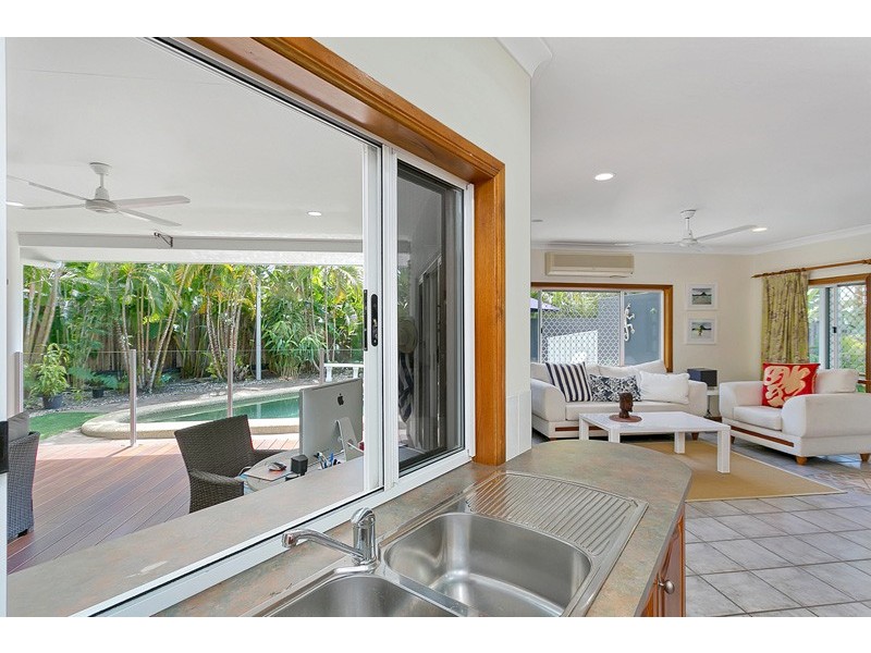 Clifton Beach QLD 4879