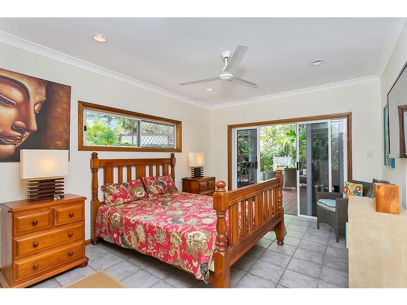 Clifton Beach QLD 4879