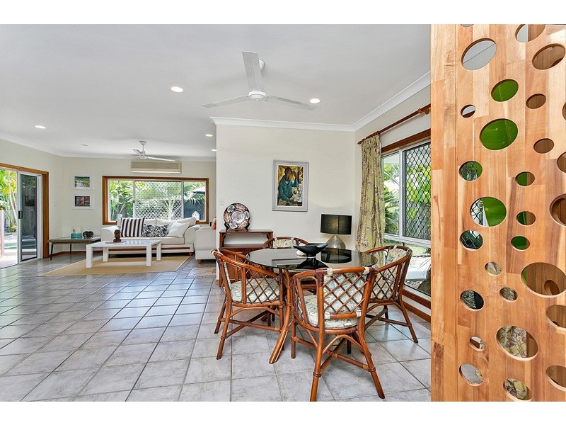 Clifton Beach QLD 4879