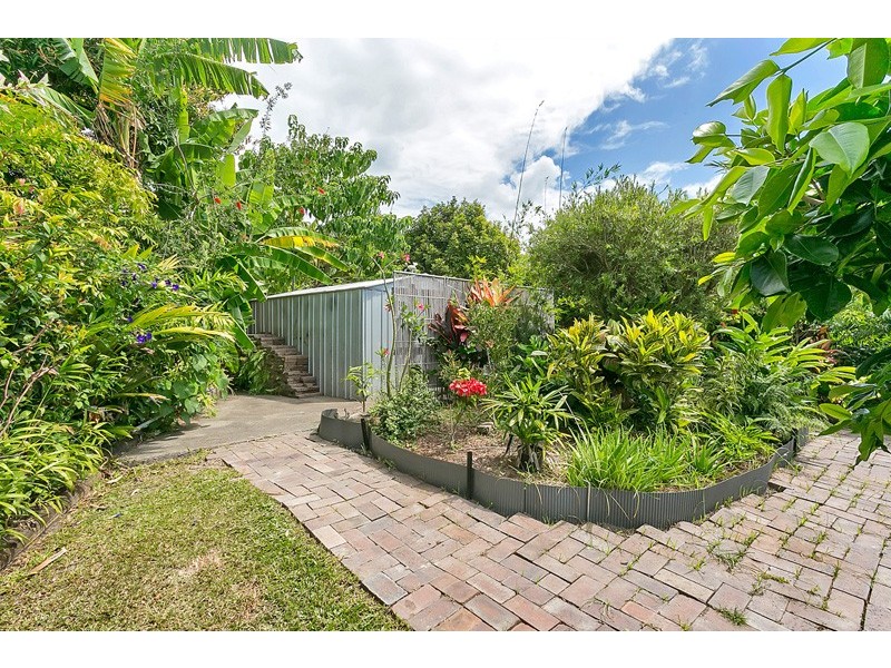 Clifton Beach QLD 4879