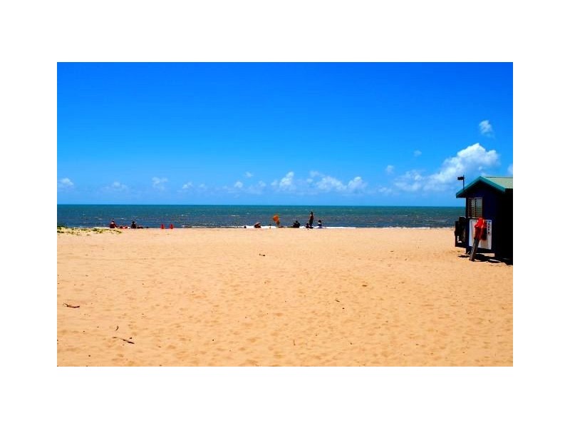 Yorkeys Knob QLD 4878