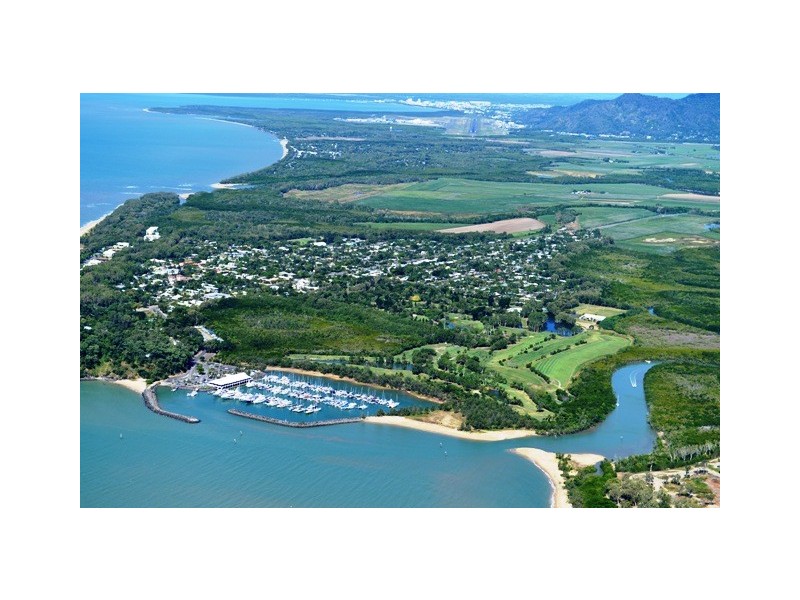 Yorkeys Knob QLD 4878