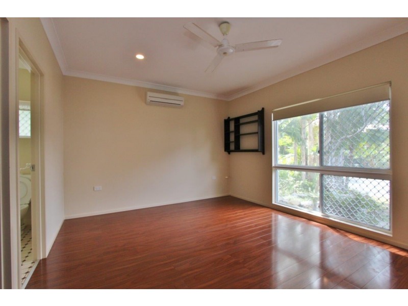 4 Chelsea Close, Kewarra Beach QLD 4879