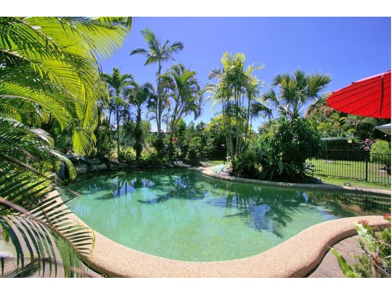 Clifton Beach QLD 4879