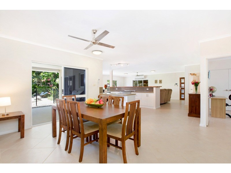 Trinity Beach QLD 4879