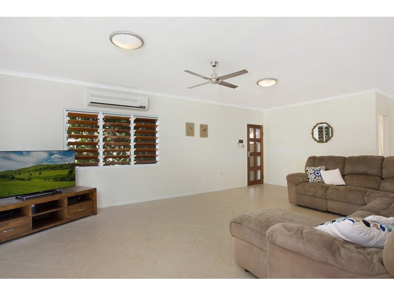 Trinity Beach QLD 4879